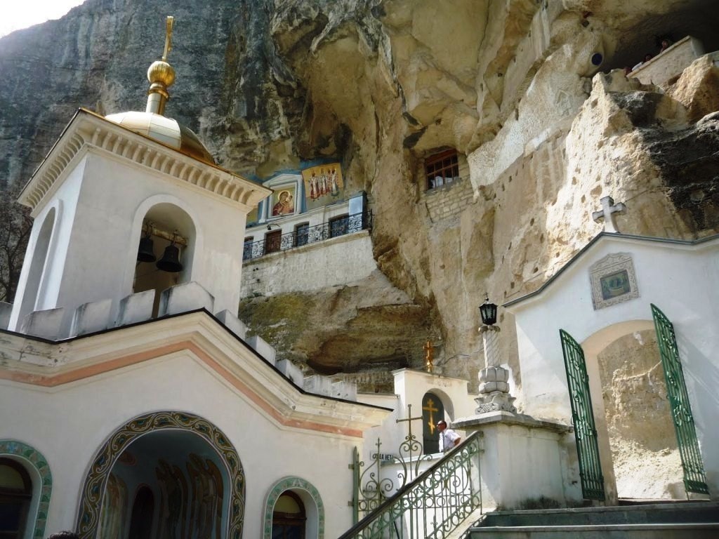 История Свято-Успенского пещерного монастыря в Крыму